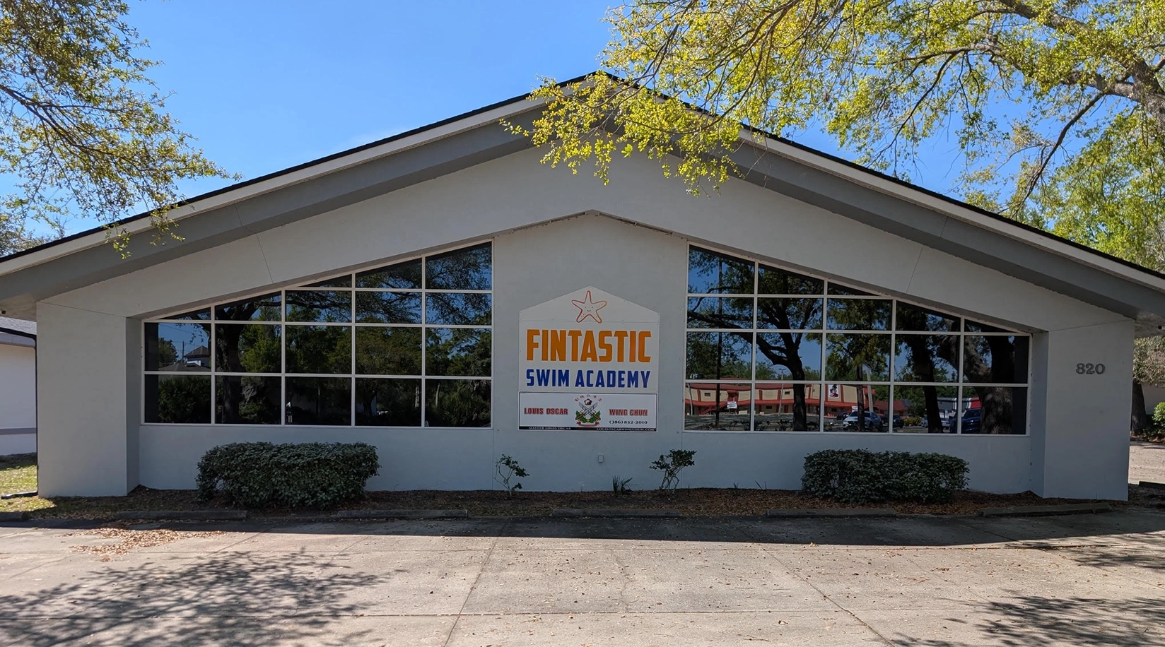 FintasticSwimAcademy_OrangeCityBuilding